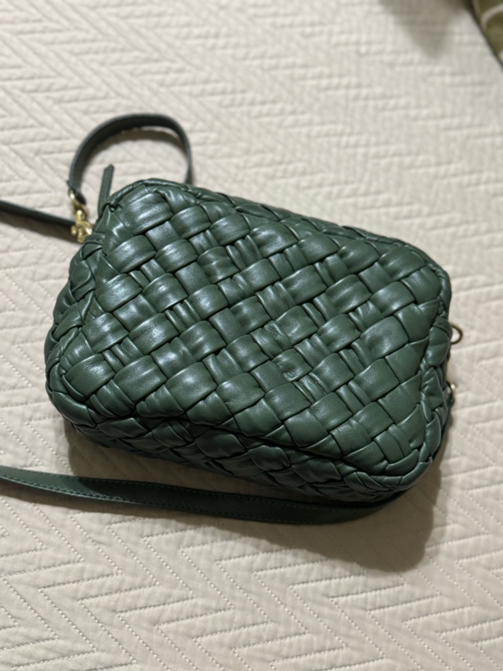 Clare V. Army green puffy woven midi sac crossbody-Price firm - Picture 9 of 15